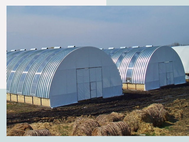 Сельскохозяйственные здания в слободском