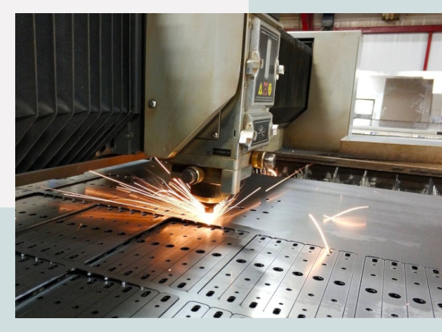 Лазерная резка металла в слободском от 618 руб.